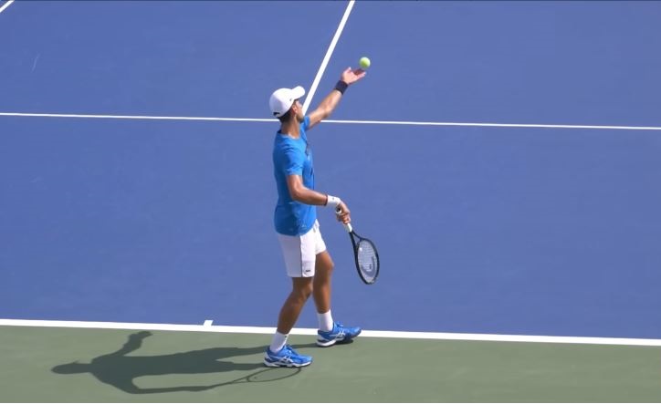 toss in tennis serve